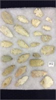 Collection of Approx. 25 Various Arrowheads &