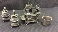 Child's Queen Stove Set w/ Various Accessories