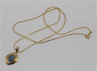 9ct gold & opal pendant