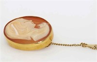 18ct yellow gold and carved shell cameo brooch