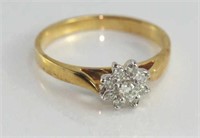 9ct yellow gold and diamond daisy ring
