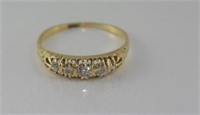 18ct yellow gold and 5 diamond ring