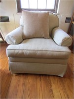 Ethan Allen Swivel/Gliding Arm Chair w/Pillow