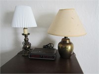 2 Desktop Lamps, Radio Alarm Clock