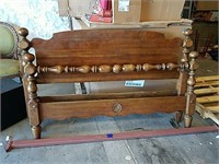 Wooden Queen Head & Footboard with Rails