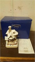 David Winter Cottages Tiny Tim- in Box with