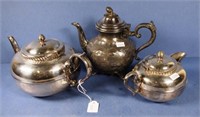 Vintage two piece silver plate teapot & creamer