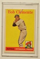 1958 Topps Roberto Clemente Card #52