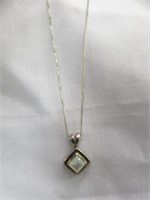 STERLING SILVER MOTHER OF PEARL STONE NECKLACE