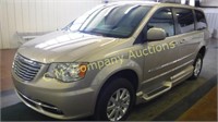 2016 Chrysler Town and Country 2C4RC1BG3GR280852