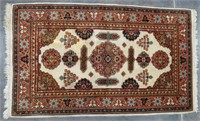 Small Oriental / Persian Area Rug 3' x 5'