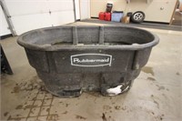 Rubbermaid stock tank