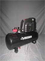 Husky 8 Gallon Air Compressor-