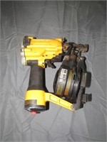 DeWalt Pneumatic 15 Degree Coil Roofing Nailer-