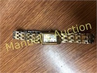 LADIES WALTHAM WATCH WITH NEW BATTERY