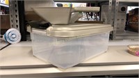 Pet Food Tote with scoop