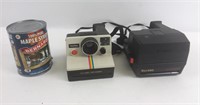 2 caméras Polaroid camera