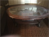 Oval Coffee Tabble with Glas Insert