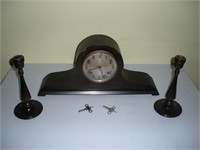 New haven mantle Clock w/ Candle Sticks1 lot
