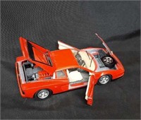 Burango 1/18 Scale Metal 1984 Ferrari Testarossa