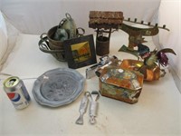 Lot d'objets décoratifs métalliques vintages