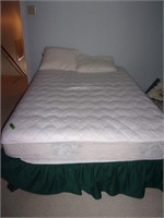 Full size Bed and boxspring