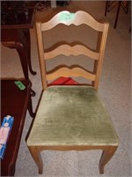 Wooden chair with cloth seat