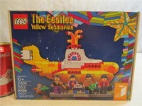 Lego édition spéciale The Beatles Yellow
