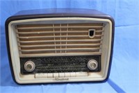 Vintage Korting AM/FM Short Wave Radio