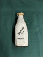 Lynthwaite Farm Wilmington Delaware Quart Milk