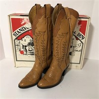 Size 5B Justin Cowboy Boots