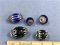 Lot of 5 Chevron beads, 2 black and white; 3 blue,