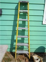 Keller 7' Fiberglass Step Ladder