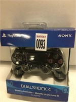 PLAYSTATION DUAL SHOCK WIRELESS CONTROLLER