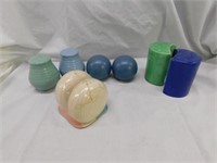 Lot of 4 pair shakers - tiered - round blue -