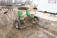 John Deere 290 2-Row Planter