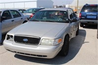 48 2008 Ford Crown Vic Silver