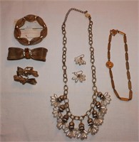 gold tone set -- mesh mail earrings, bracelet,