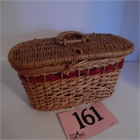 DECORATIVE BASKET WITH HINGED LID 5X10X5
