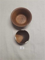 Wooden bowls, In good condition