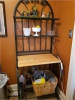 WOOD AND IRON BAKERS RACK
