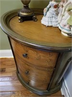 OVAL ACCENT TABLE SHADOW MOLDING  AND TRAY STYLE