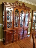 CHERRY QUEEN ANNE STYLE CHINA CABINET
