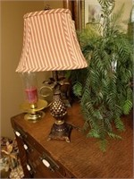 NICE STRIPED SHADED LAMP AND VINE DECOR