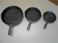 Set of 3 Cast Iron Pans