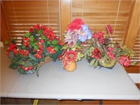 4 Flower Arrangements with Vases, Pots, Baskets