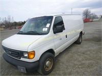 2005 Ford E-Series Cargo E-150