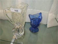 LOT OF COLLECTIBLE GLASS ITEMS