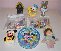 8 Piece - Bag of Mickey Mouse Miniatures / M