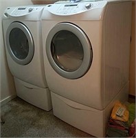 Nice Maytag Washer and Dryer Set
